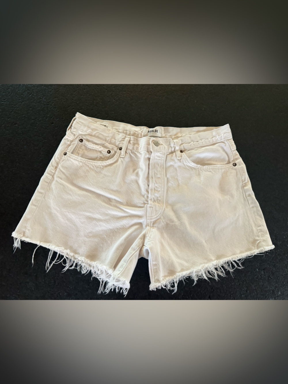 Agolde women’s white denim shorts, size 31